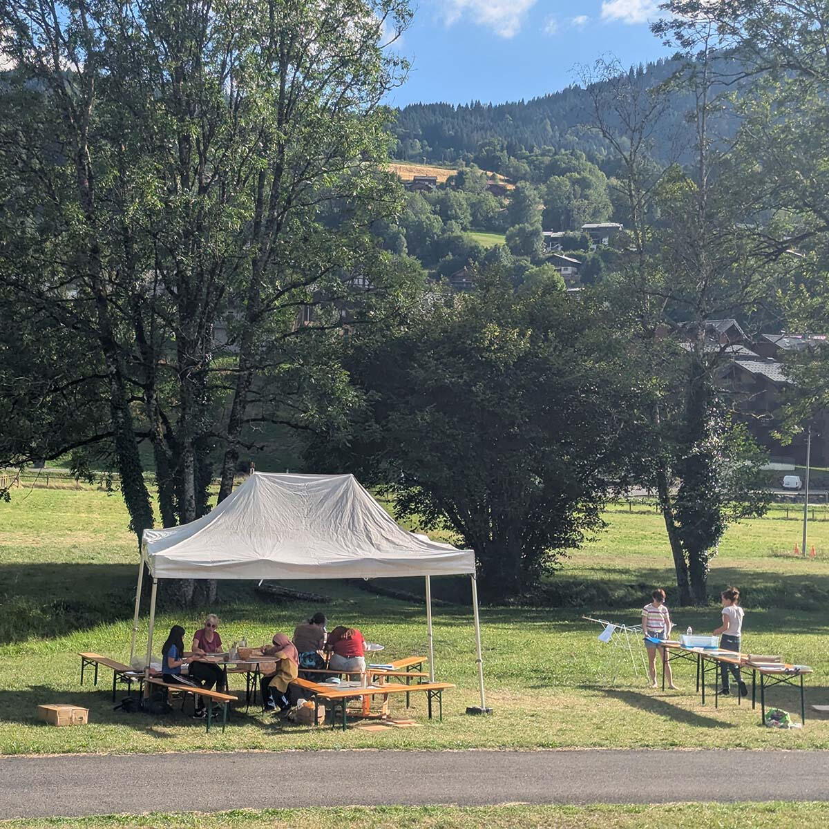 Vue d'atelier participatif en extérieur — Module 4